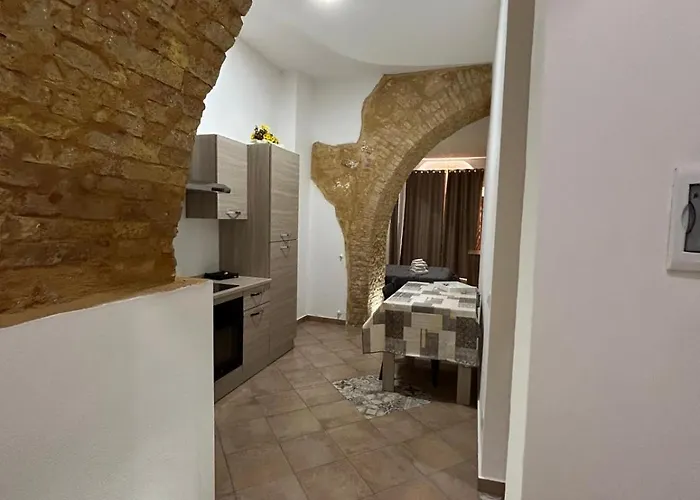 Kalgheros Πανσιόν 3*